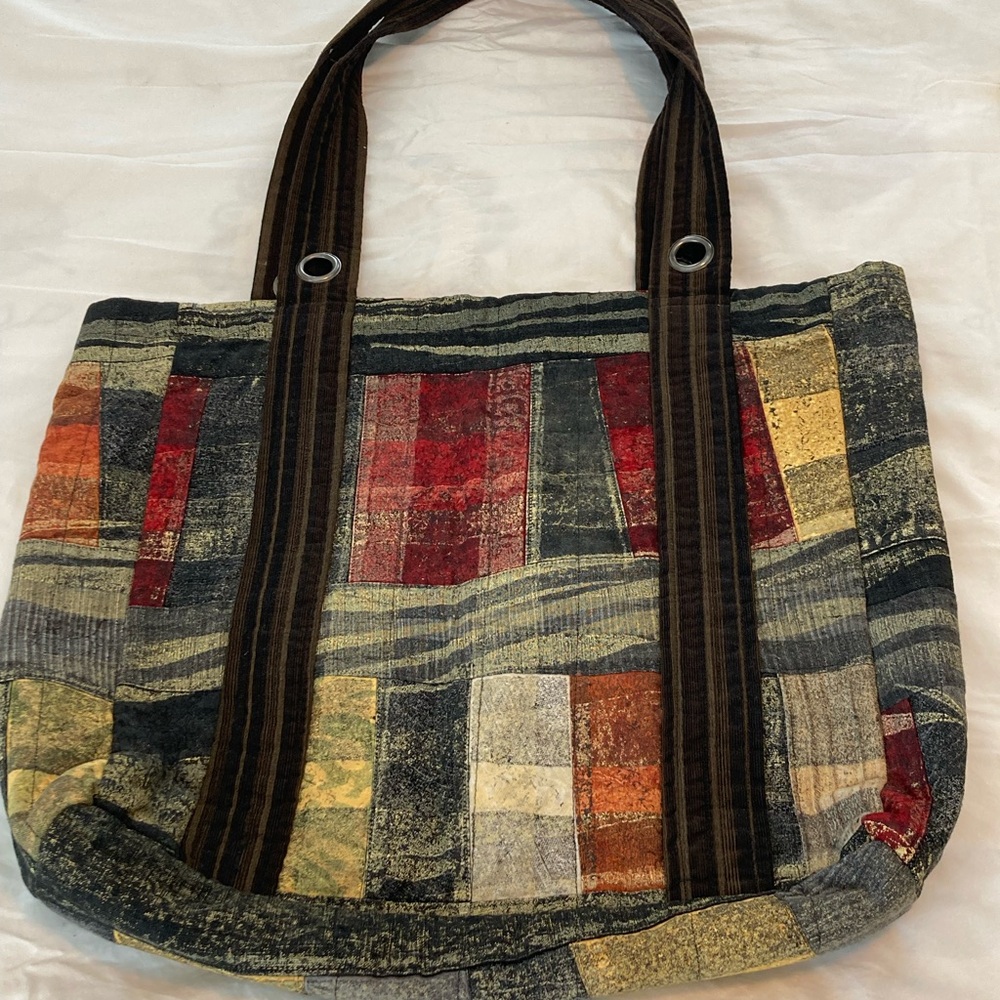 Fäze Zu Grau Designer Bag Red Yellow Brown Tote Bag Patchwork and Stamped Design
